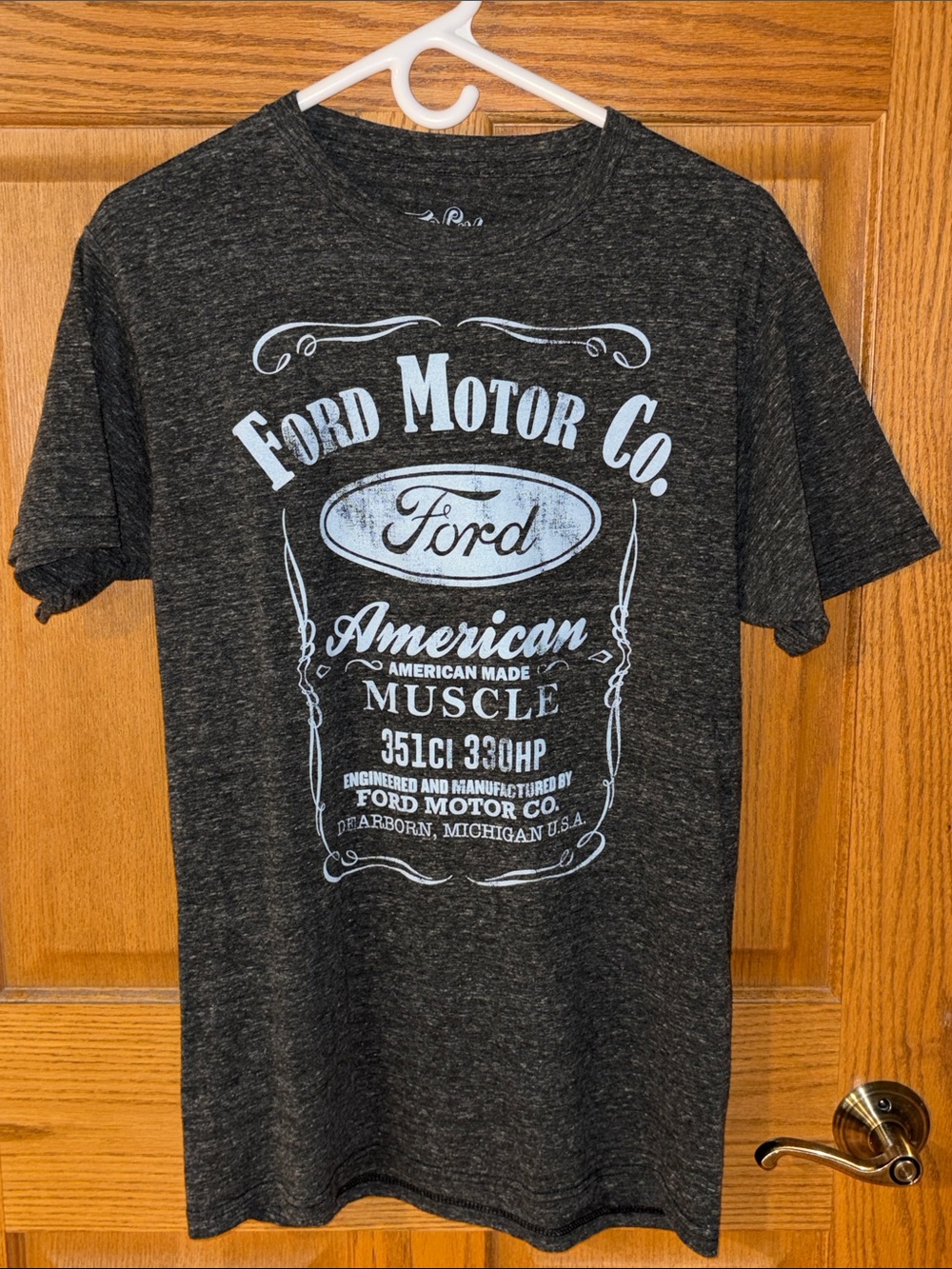FORD Motor Co. sz MEDIUM graphic tee by Tee Luv cars trucks shirts vehicles